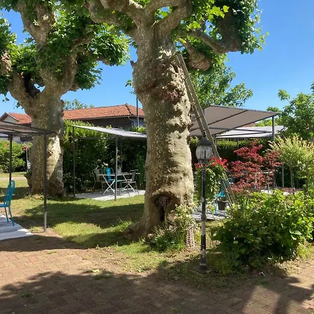 Entre Et Pins Guest house